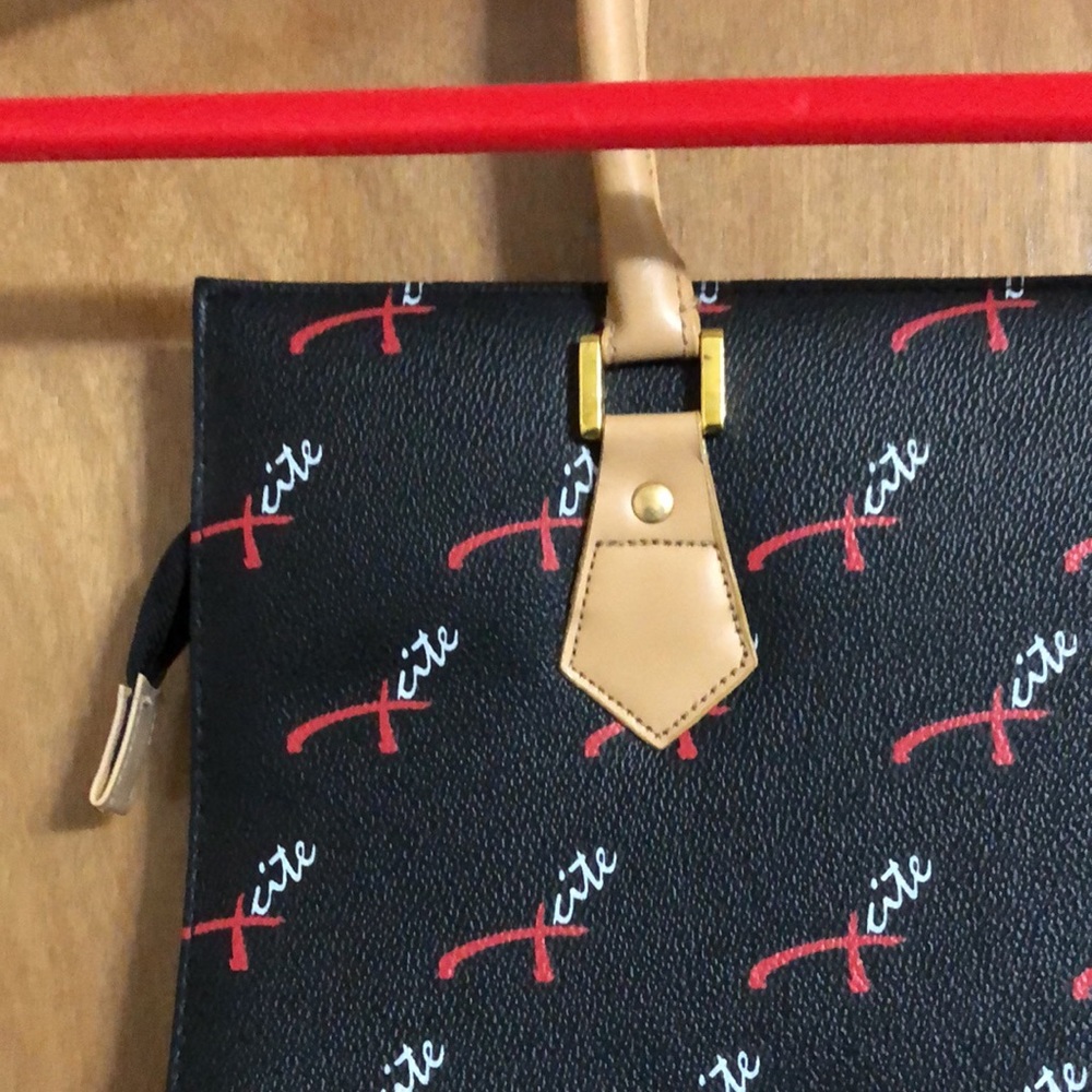 Impression Handbag - Picture 3 of 13